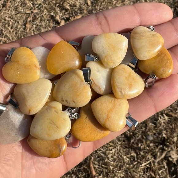 Yellow Aventurine Heart Pendant Necklace - Picture 2 of 7